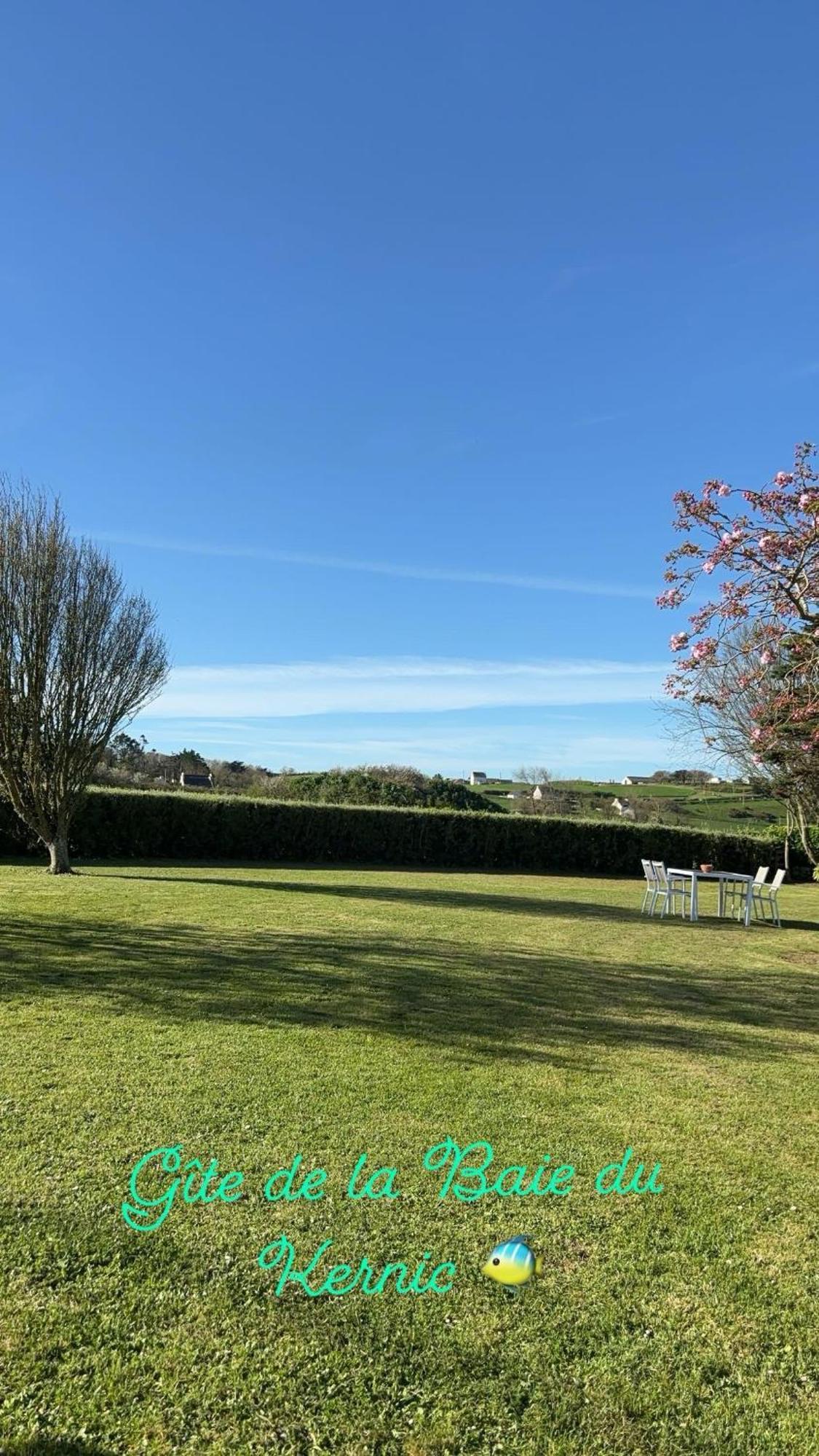 Le De La Baie Du Kernic Holiday home