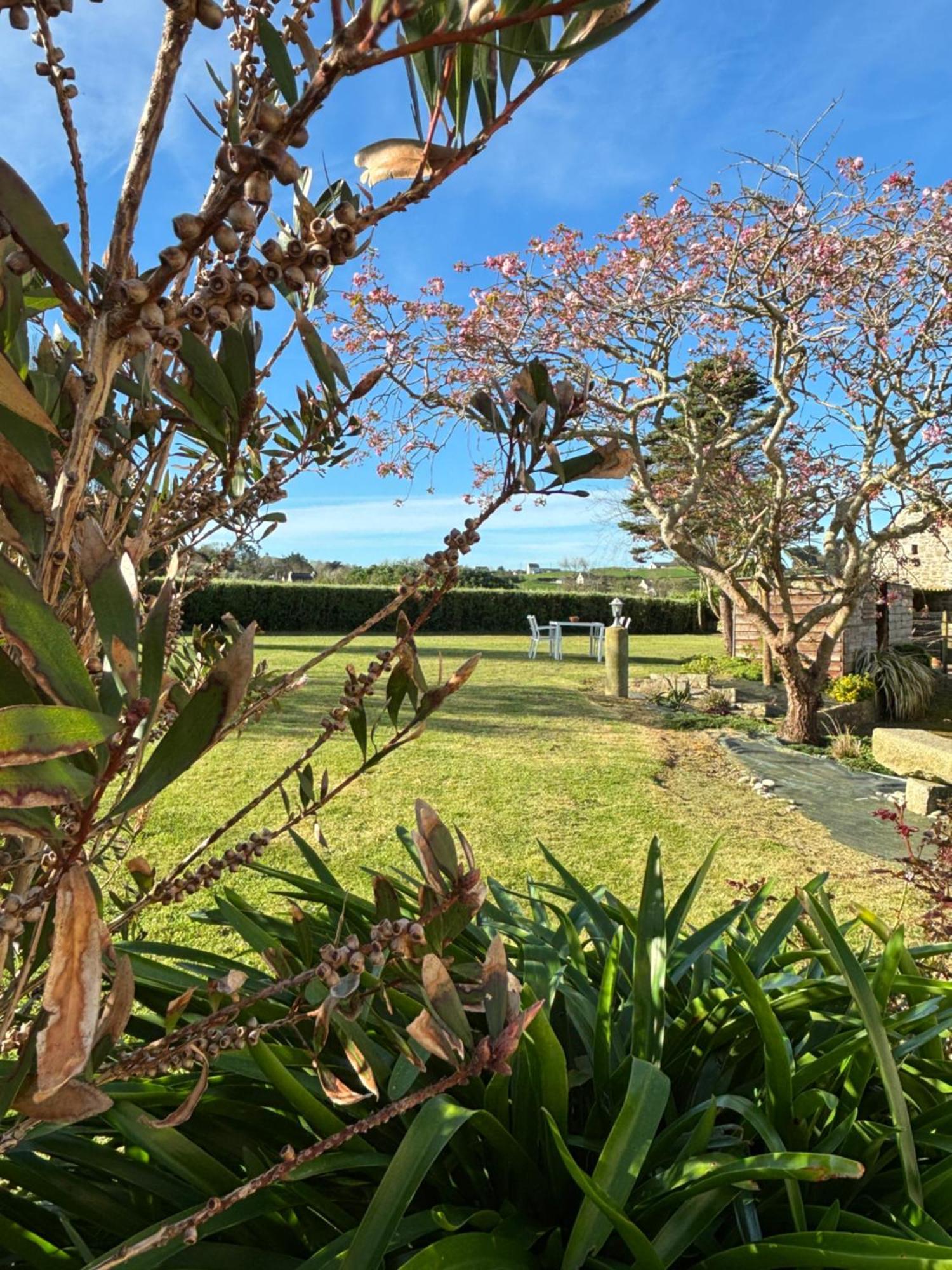 Le De La Baie Du Kernic Holiday home *