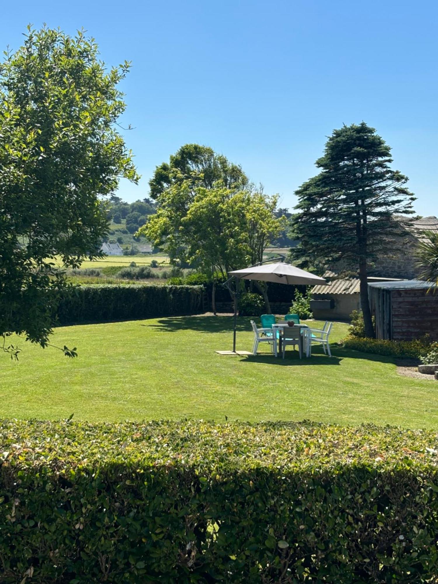 Le De La Baie Du Kernic Holiday home Plounevez-Lochrist